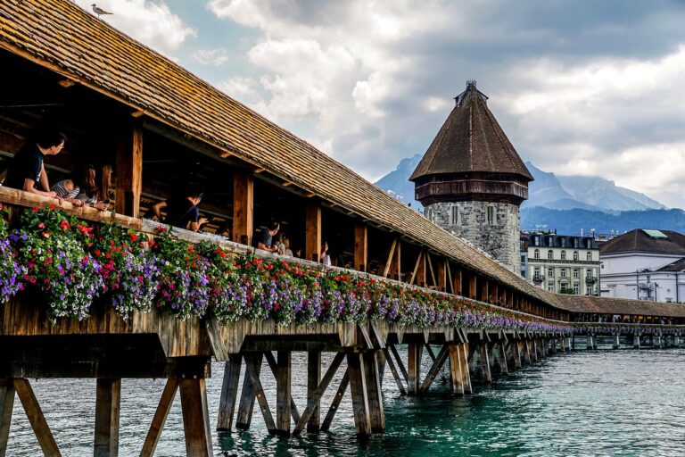 Luzerner Sehenswürdigkeiten in 3D: CITYGUIDE Luzern fasziniert mit 360-Grad-Bildern