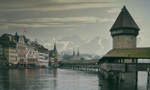 Neu in Luzern: Senden Sie Ihre Belege digital an die Steuerbehörde