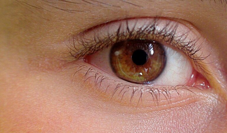 Coronavirus: Wie sicher ist das Tragen von Kontaktlinsen?