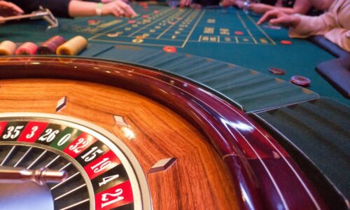 Wegen Corona: Kantone warnen vor Risiken beim Online-Glücksspiel