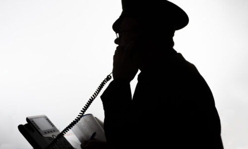 Telefonbetrug durch falsche Polizisten – drei Personen festgenommen