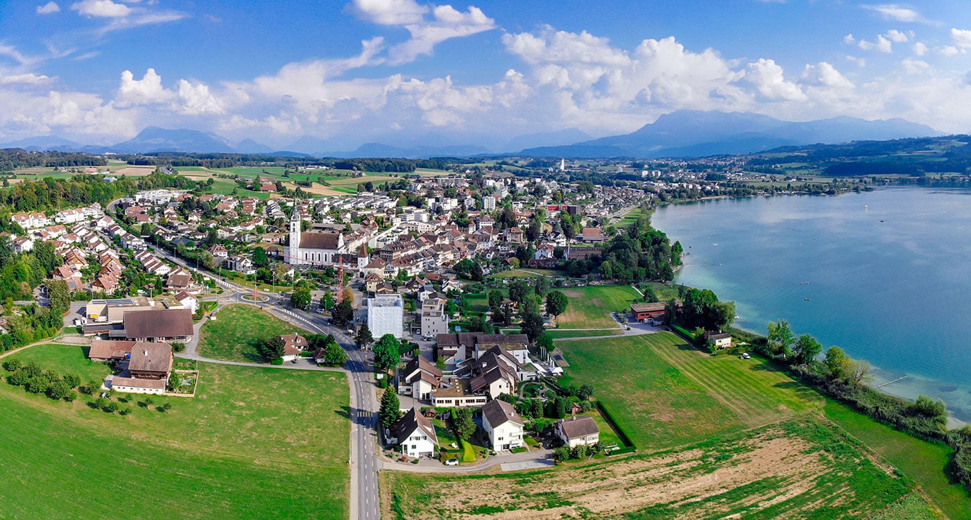 Sempachersee: Dringende Warnmeldung der Luzerner Polizei – Gefahr für Wassersportler und Fussgänger