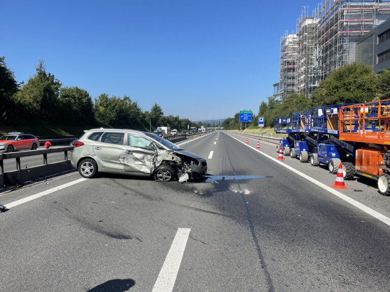 Selbstunfall auf Autobahn – Autobahn A2 vorübergehend gesperrt