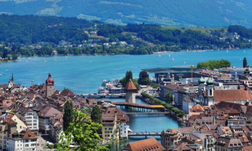Gute News: Der Kantonsrat senkt den Steuerfuss in Luzern per 2022