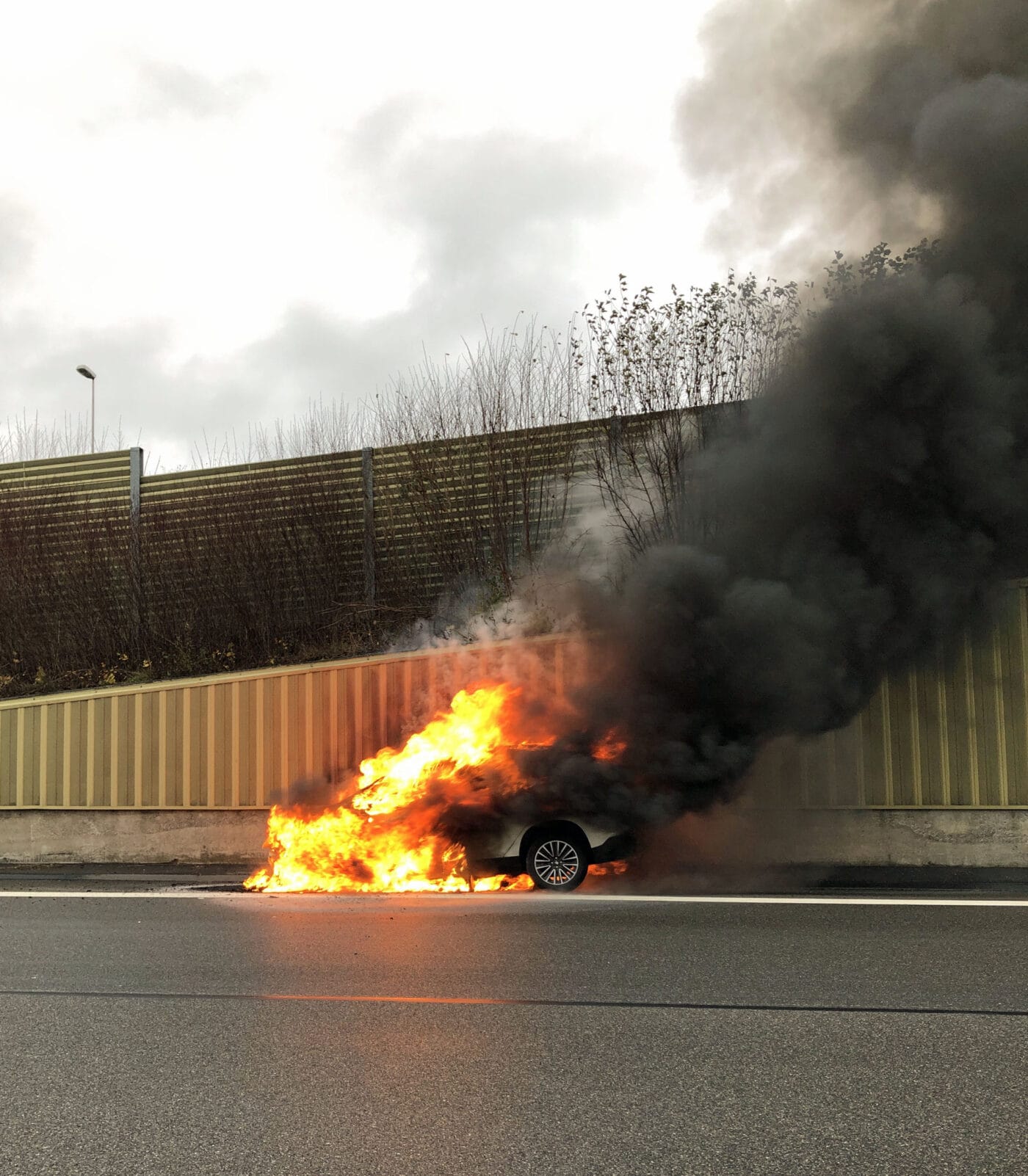 Personenwagen ausgebrannt – niemand verletzt