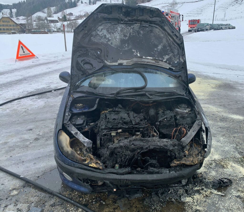 Personenwagen in Brand geraten – niemand verletzt