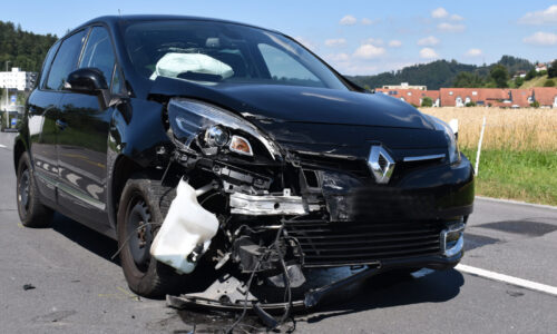 Diverse Verkehrsunfälle über das Wochenende