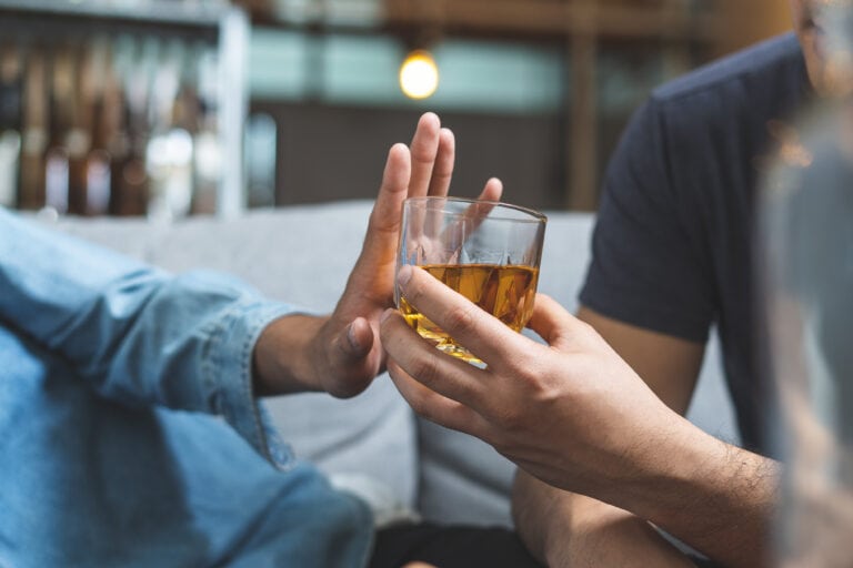 Alkoholtestkäufe im Kanton Luzern 2023: Verstösse gegen Jugendschutzbestimmungen aufgedeckt