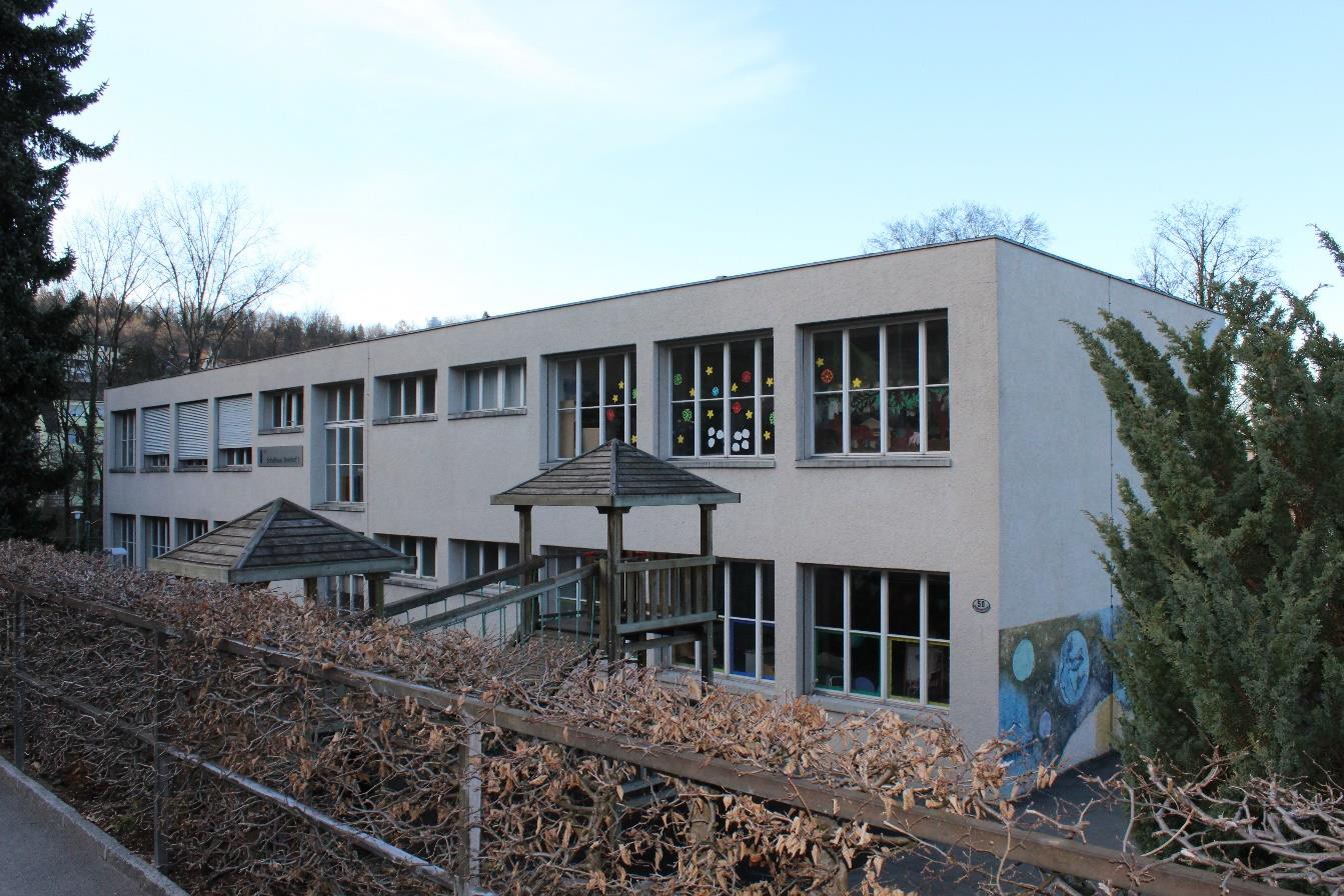 Bauf&auml;lliges Schulhaus Steinhof 1 in Luzern hat ausgedient | Baublatt
